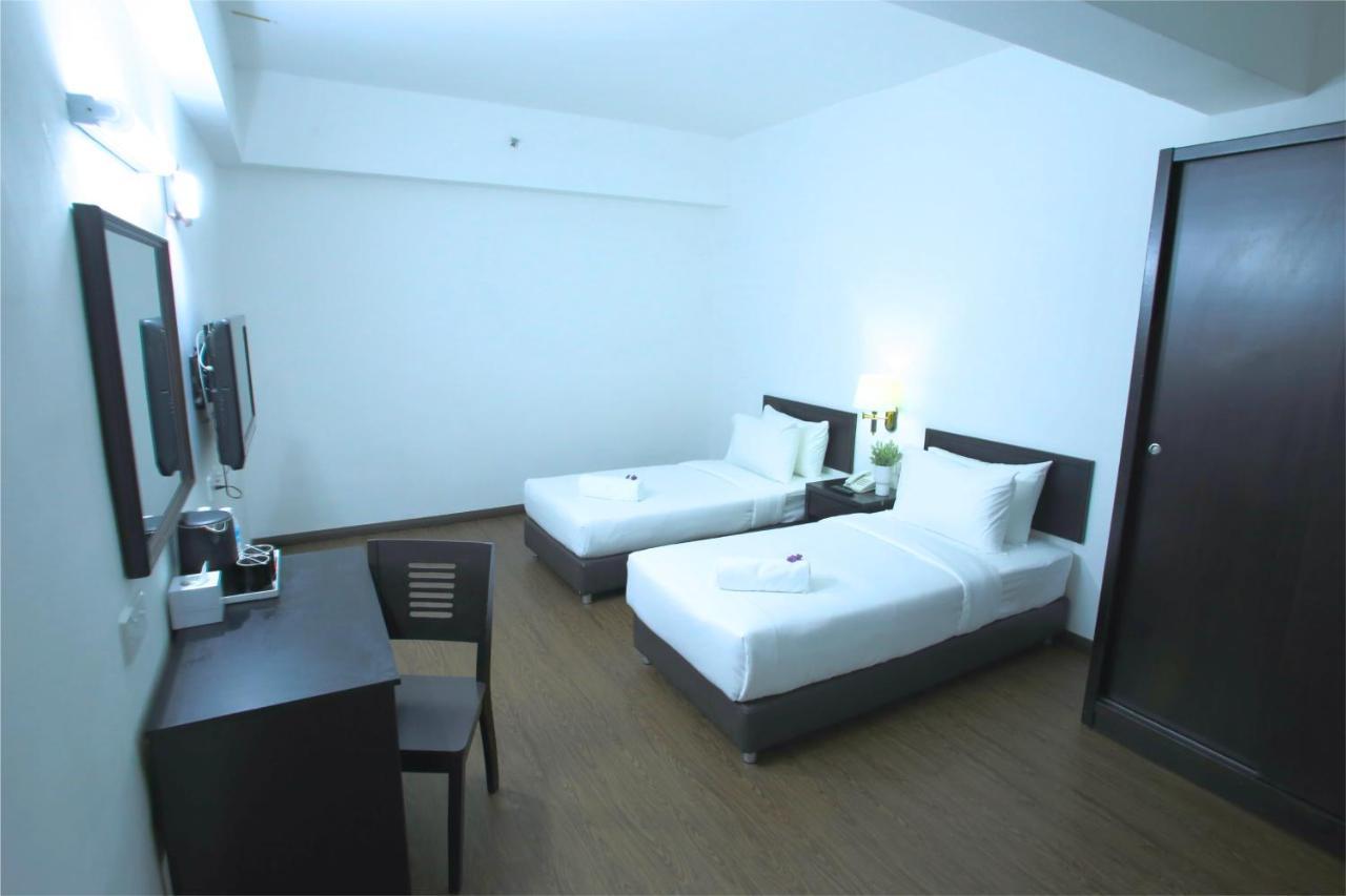 Hotel Pandan Johor Bahru Exterior foto